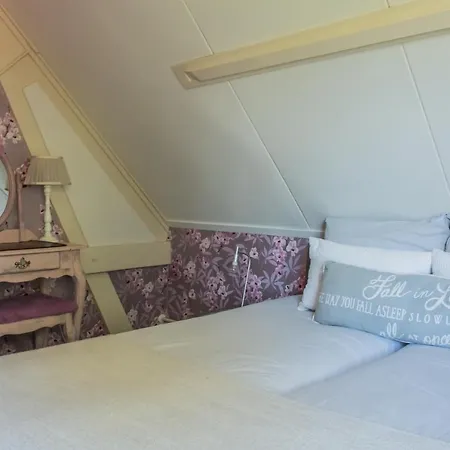 Gastenverblijf Het Voorhuis Holiday home *